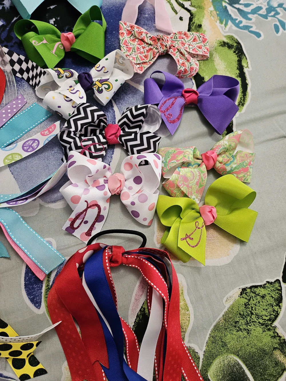Colorful Girls Ribbon Hair Bows Set — Multicolor Assortment